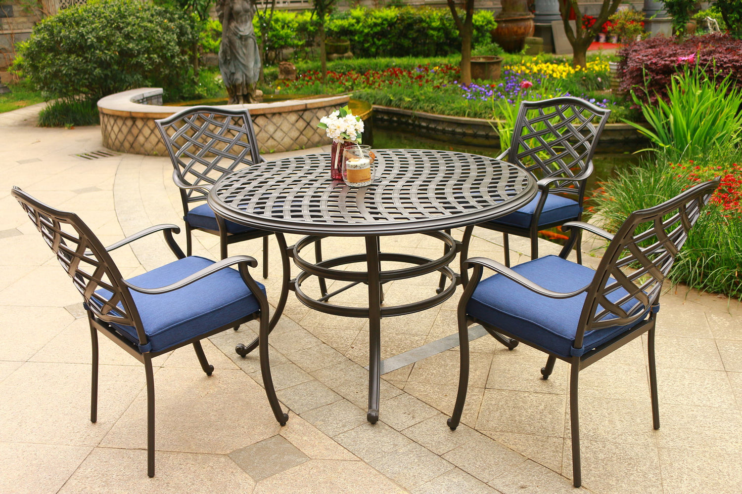 Round 49&quot; Long Aluminum Dining Set With Cushions