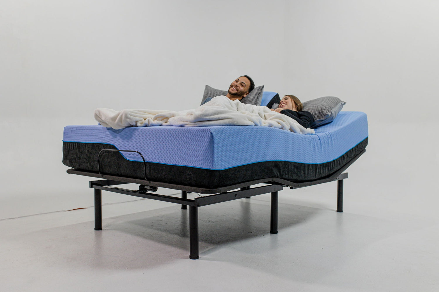 Refresh - 12&quot; King Size Flex Head Latex Foam Hybrid Mattress And Adjustable Base Bundle - Blue