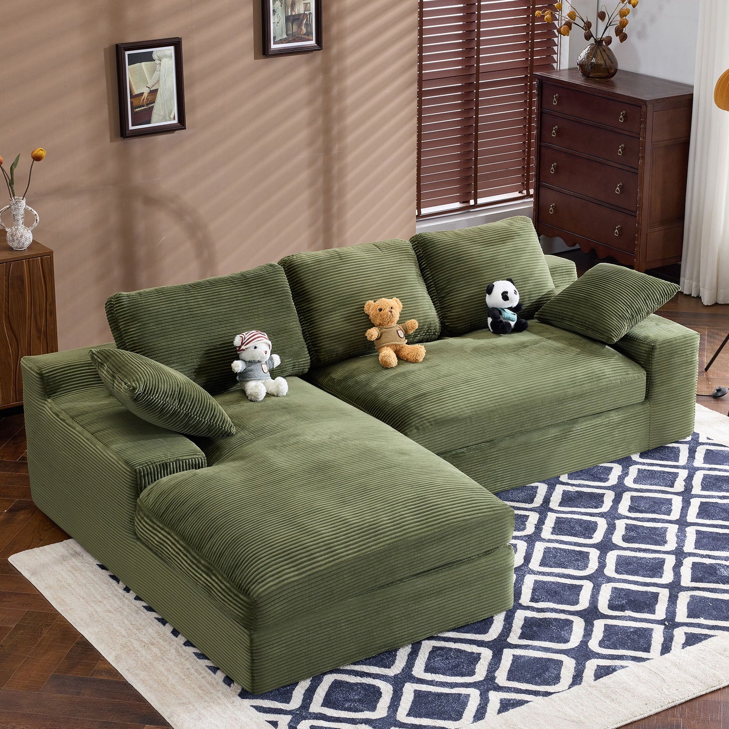 Compressed Sofa With 3 Back Cushions, 2 Throw Pillows