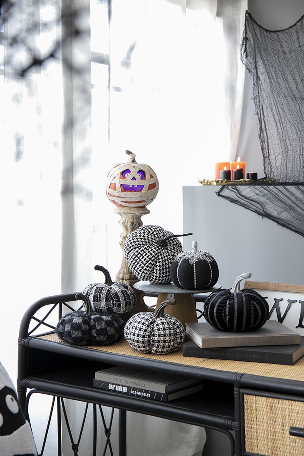 Halloween Pumpkin Decor Set, For Holiday Halloween Decoration (Set of 6) - Black / White