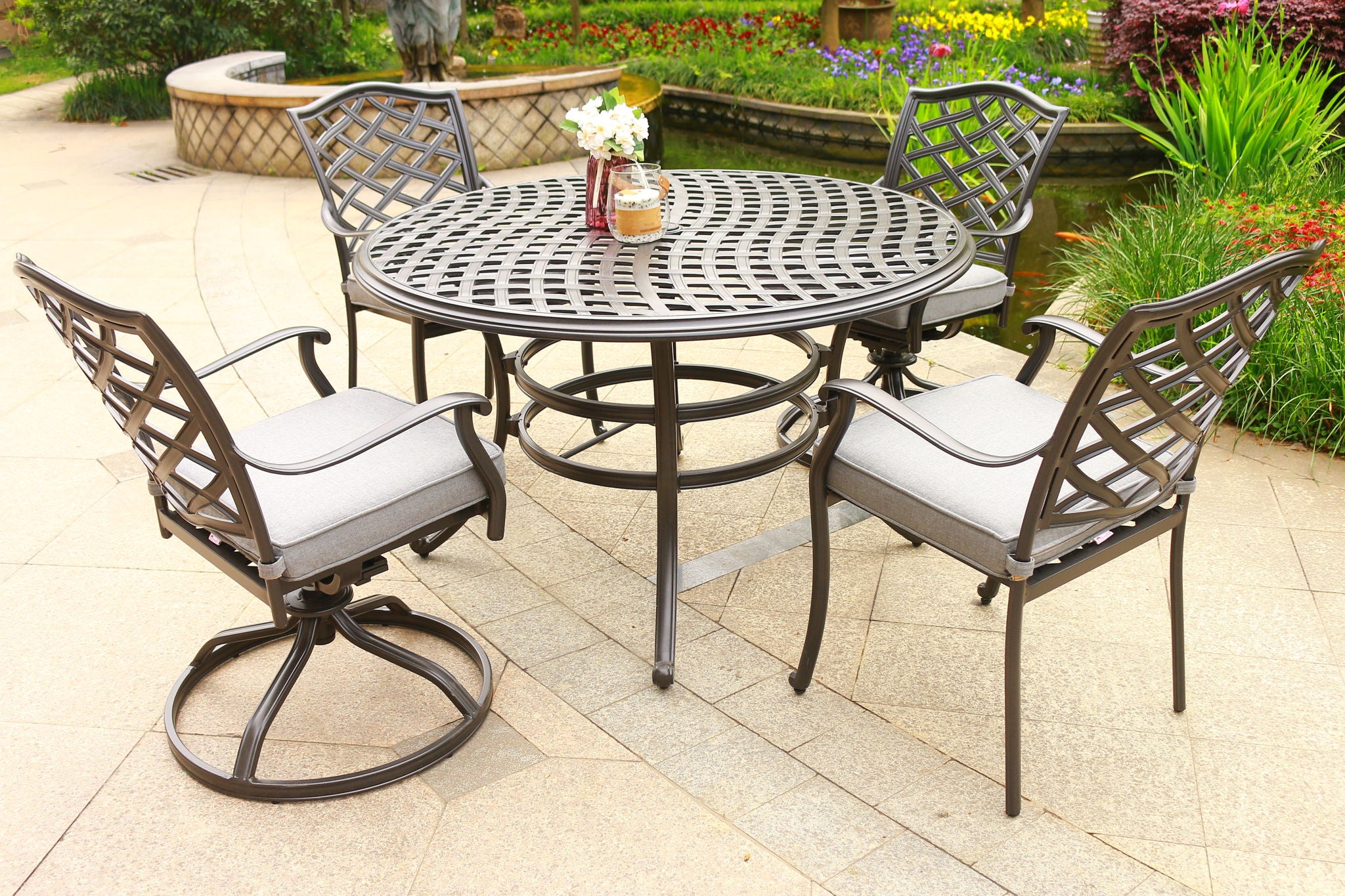 Round 49&quot; Long Aluminum Dining Set With Cushions
